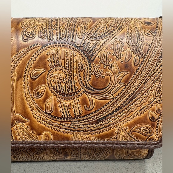 Relic Trifold Wallet - Picture 5 of 6